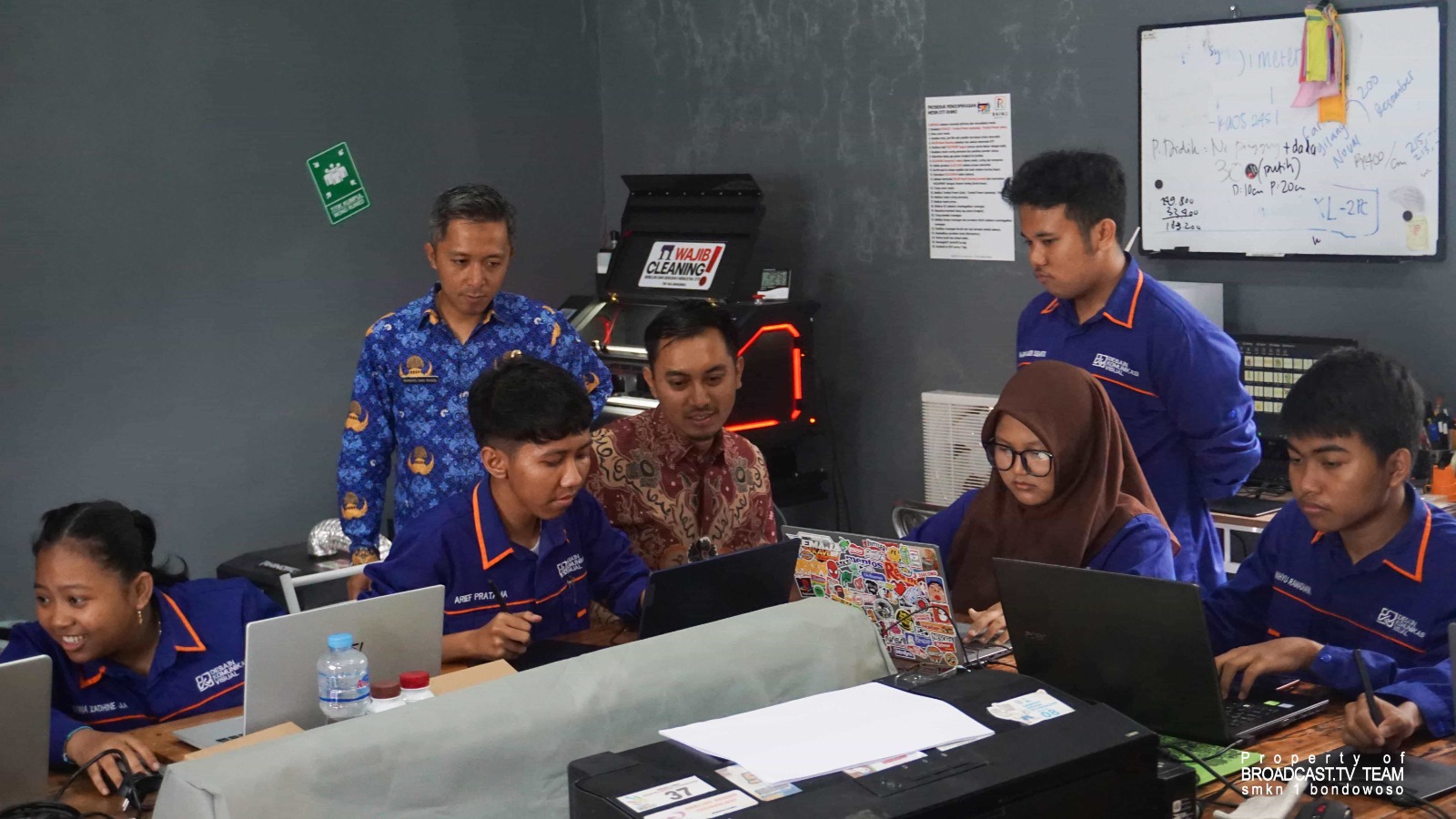 Desain Komunikasi Visual